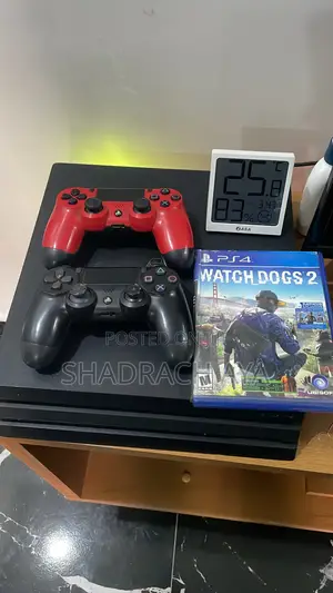 PlayStation 4 Pro 1TB + 2 Controllers + 2 Games (Unhacked)