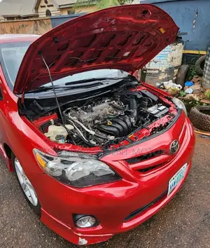 Toyota Corolla 2010 Red