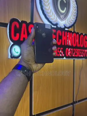 Apple iPhone XS Max 64 GB Black