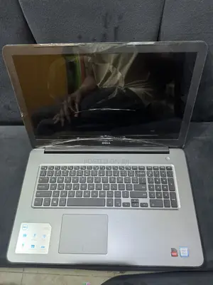 Laptop Dell Inspiron 17 5000 16GB Intel Core i7 SSD 256GB