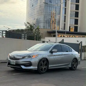 Honda Accord Sport 4dr Sedan FWD (2.4L 4cyl 2A) 2017 Silver