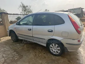 Nissan Almera Tino 2005 Gray