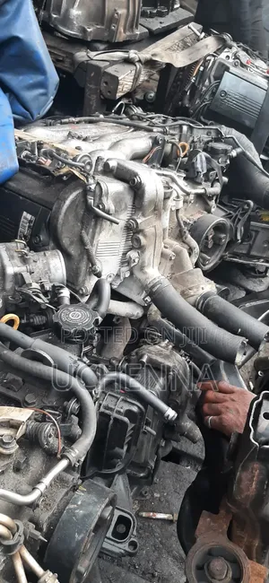 2.4-Liter Toyota 2tz-Fe Engine
