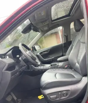 Toyota RAV4 2019 Red
