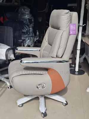 Massage and Voice Control Executive Chair