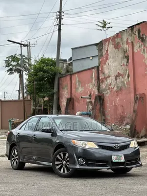 Toyota Camry 2012 Gray