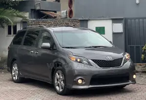 Toyota Sienna 2014 Gray