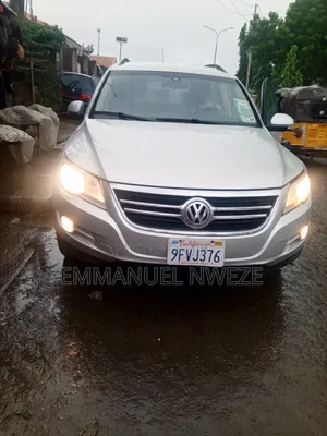 Volkswagen Tiguan S 2011 Silver