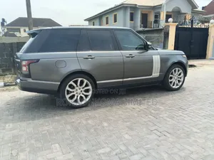 Land Rover Range Rover 2015 Gray