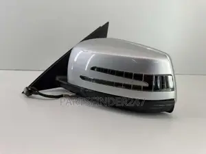 2012-2014 Mercedes Benz W204 C300 Front Driver Side Door Mirror