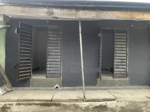 Shop to Let