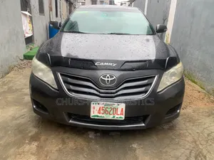 Toyota Camry 2010 Gray