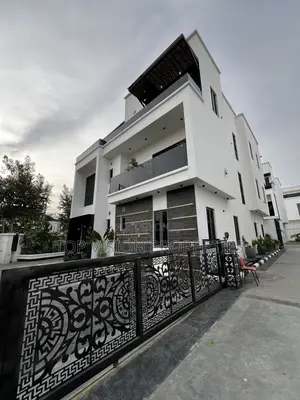 Furnished 5bdrm Duplex in Kado for sale