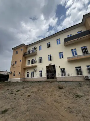 3bdrm Block of Flats in Life Camp for sale