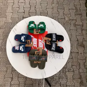 Nike Slides for Men Women – Stylish Casual Slippers