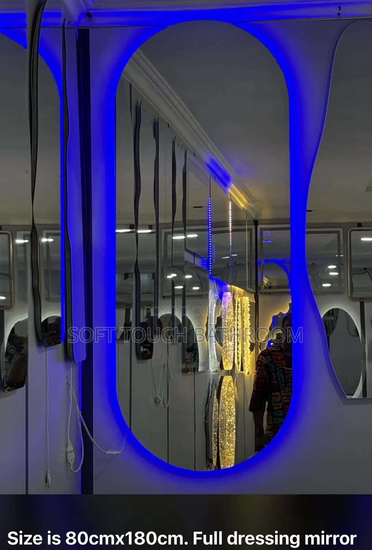 Luxury Full Dressing Mirror With Led Display 3 Colors Size 80x180