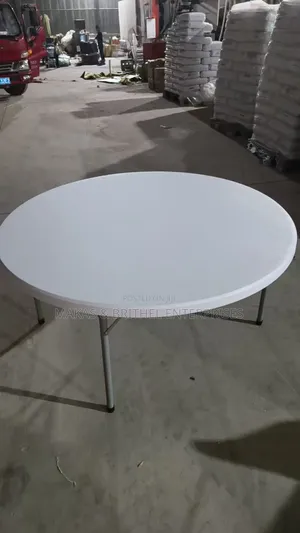 Foldable Round Event Table