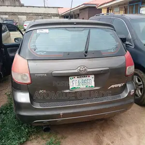 Toyota Matrix 2004 Gray