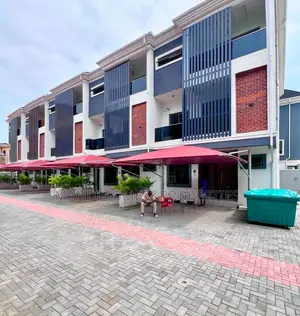 4bdrm Townhouse/Terrace in Lekki Phase 1 for sale