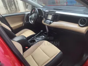 Toyota RAV4 2017 Red