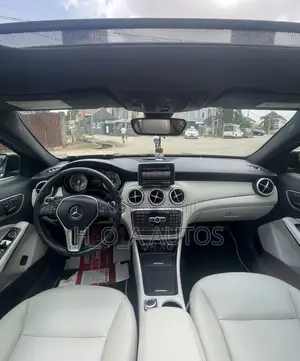 Mercedes-Benz GLA 250 2016 Black