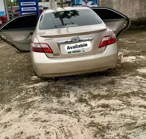 Toyota Camry 2008 Gold
