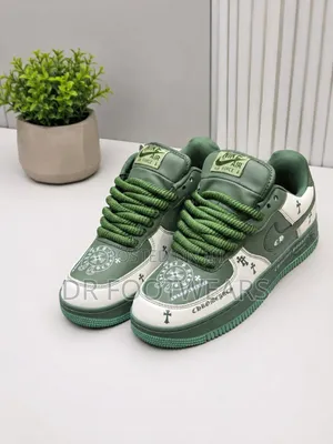 Nike Air Force 1 / Nike SB Sneakers