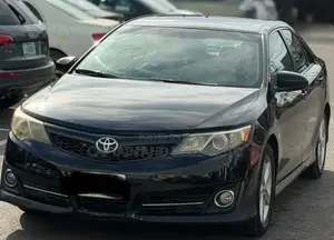 Toyota Camry SE 4dr Sedan (2.5L 4cyl 6A) 2013 Black