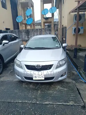 Toyota Corolla S 4dr Sedan (1.8L 4cyl 4A) 2010 Silver