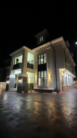 7bdrm Duplex in Karsana for sale