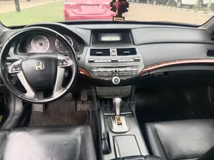 Honda Accord 2012 Black