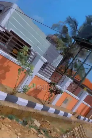15bdrm Apartment in Onward Ogo Oluwa, Osogbo for sale