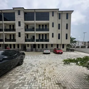 3bdrm Apartment in Jahi for sale