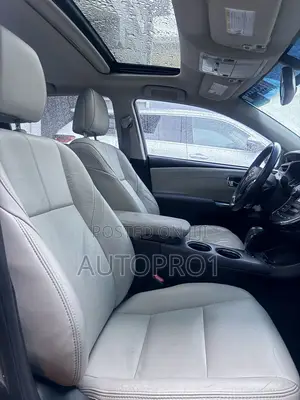 Toyota Avalon XLE 4dr Sedan (3.5L 6cyl 6A) 2015 Gray
