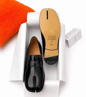 Maison Margiela Tabi Toe Loafers