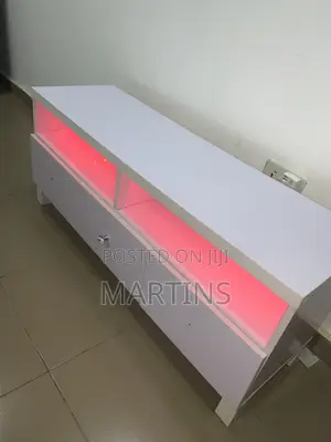 TV Stand (Television Stand)