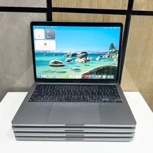 Laptop Apple MacBook Pro 2022 M2 16GB Apple M2 SSD 256GB