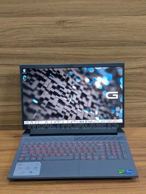 Laptop Dell G15 5530 32GB Intel Core i7 SSD 1T