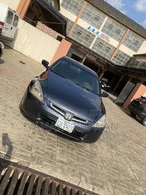 Honda Accord Automatic 2005 Gray