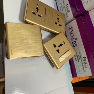 Luxury Gold Double Universal Wall Socket With LED Indicator – 13A
