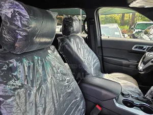 Ford Explorer 2015 Silver