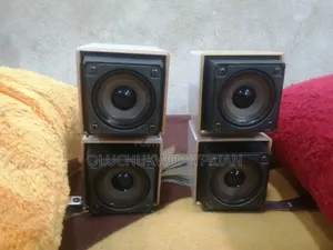 Bose Twin Adjustable Speakers. 180 Degrees Adjustable.