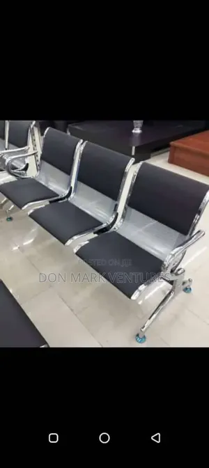 Office 3 in 1 Reception Chair With Pad