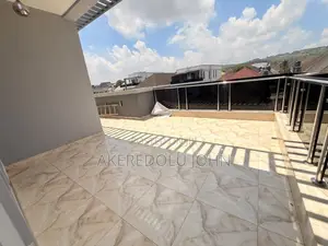 5bdrm Duplex in Apo Resettlement for sale