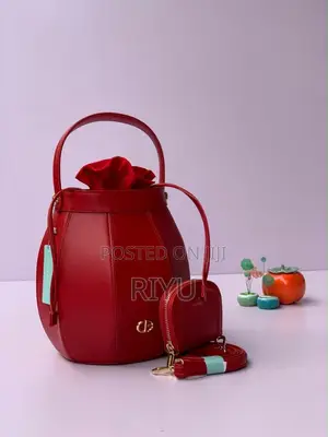 CHRISBELLA 2in1 Bucket Bag