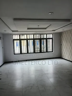 4bdrm Duplex in Gra for rent