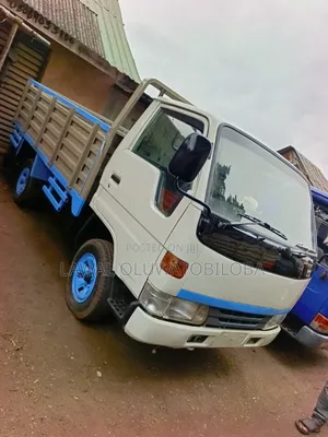 Few Month Used Toyota Dyna 150 3y Petrol Eg Isnot Registered