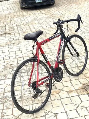 700c Road Tech