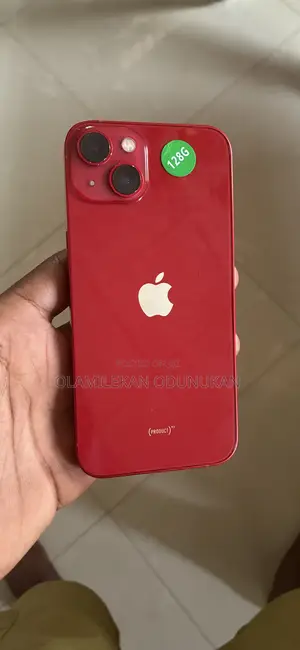 Apple iPhone 13 128 GB Red
