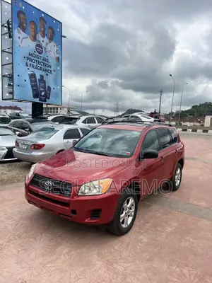 Toyota RAV4 2011 Red